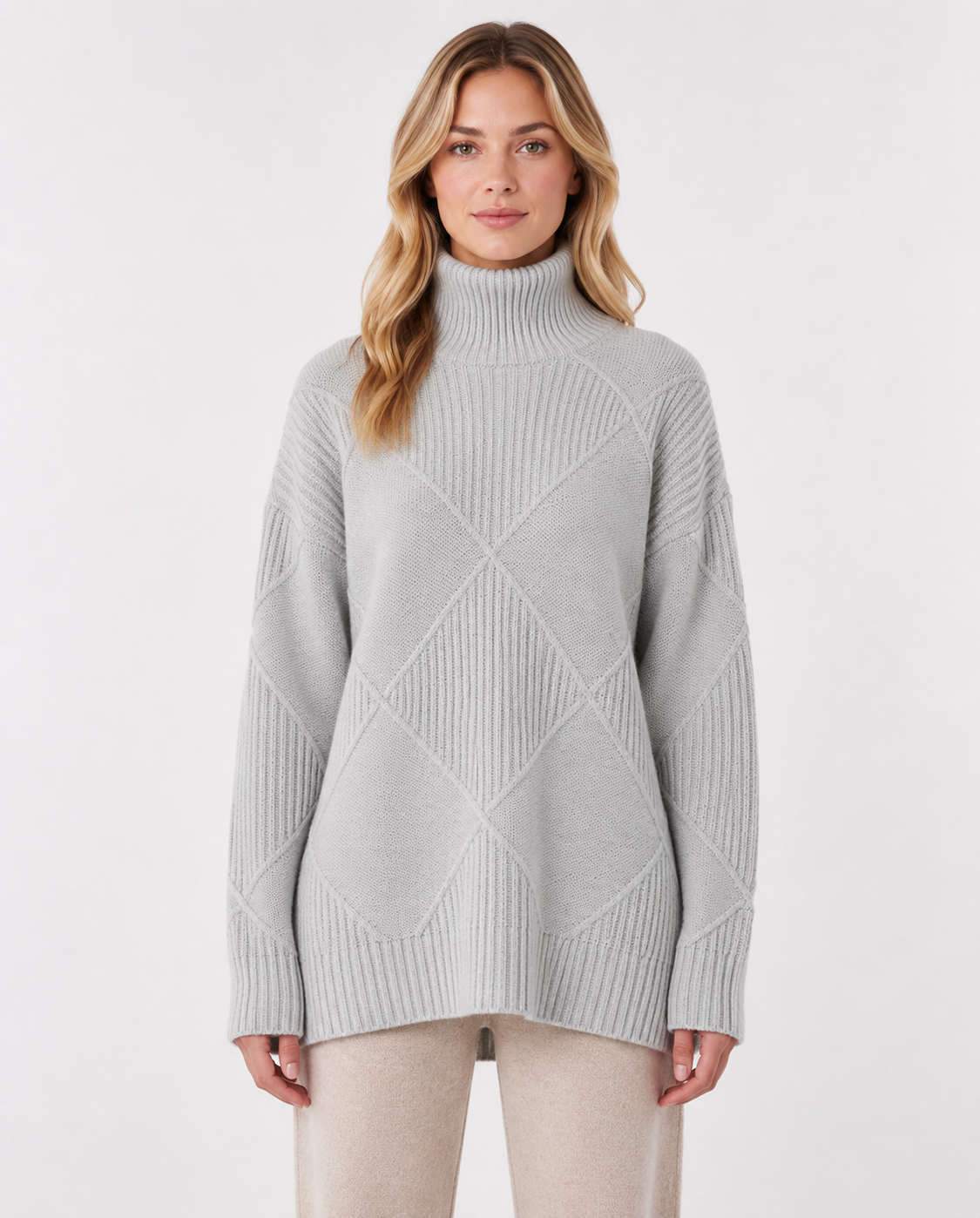 Women's Knit Merino Wool Blend Diamond Pattern Sweater