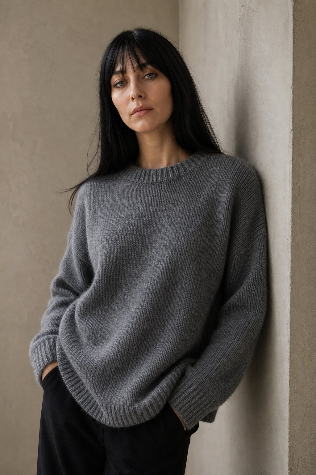 Women's Oversized Pure Cashmere Knit Sweater – Gray oversized cashmere sweater front view